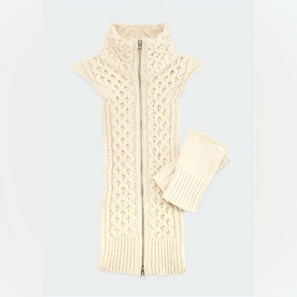 Veronica Beard Upstate Knit Dickey With Cuffs never worn retails for 250.00